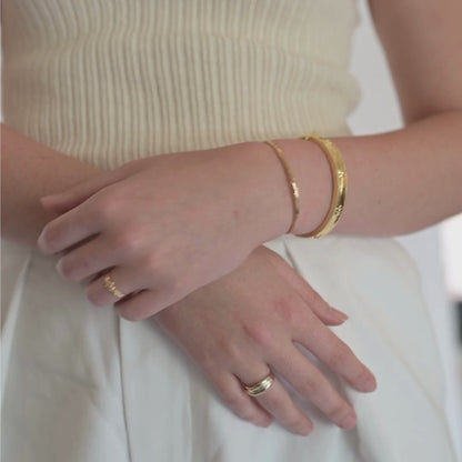 Rose bangle
